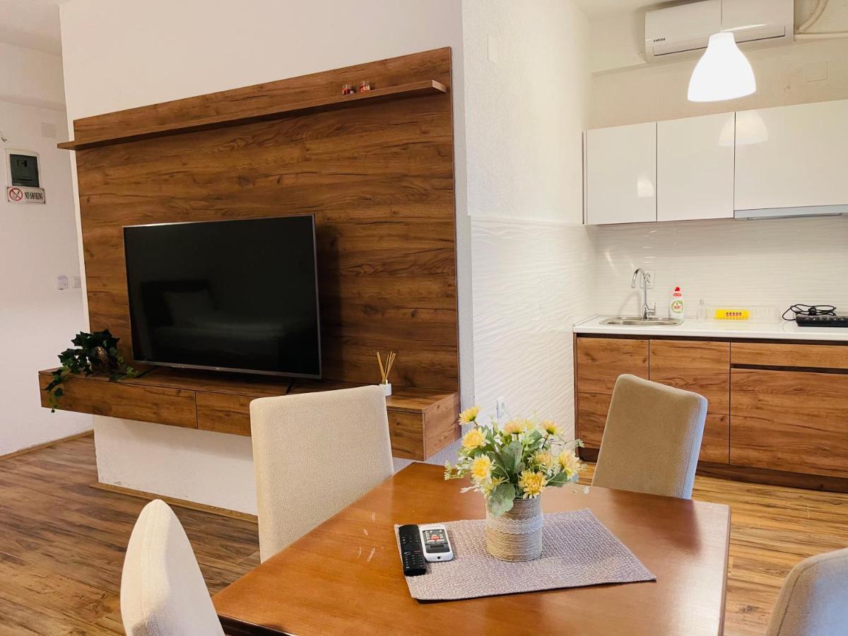 Fuk-Tak Apartmani&Restoran Dojran Buitenkant foto
